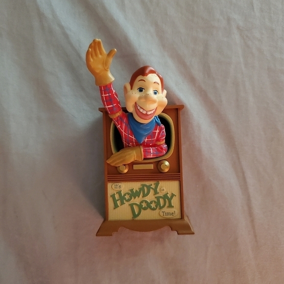 Hallmark Keepsake "Howdy Doody 50th Anniversary" Ornament - Picture 3 of 5